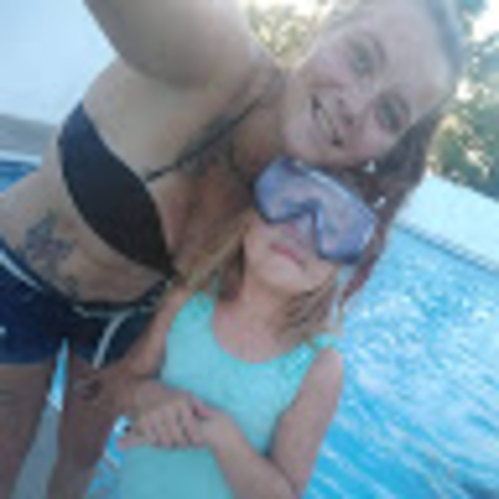 Meet your Posher, Naomi